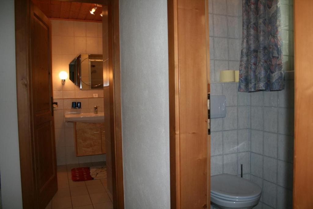 Andrea Schmaranzer - Privatzimmer Gosau Ruang foto