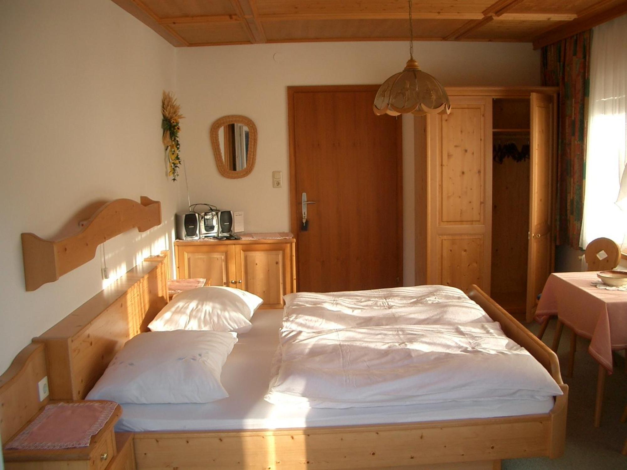 Andrea Schmaranzer - Privatzimmer Gosau Ruang foto